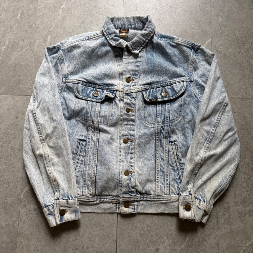 Vintage Lee Acid Wash Denim Trucker Jacket Size Medium